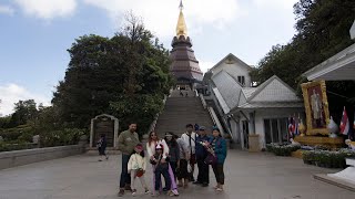 พระมหาธาตุนภเมทนีดล-นภพลภูมิสิริ พระมหาธาตุคู่พระบารมี รัชกาลที่ 9 และพระราชินี ยอดดอยอินทนนท์