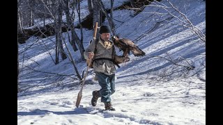 クマタカとイヌワシを使って実猟ができる日本でただ一人の鷹匠「松原英俊」