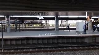 岡山発高松行き快速マリンライナー岡山駅8番乗り場発車