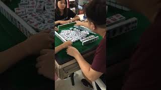 这胡牌的速度，吓到小姐姐 #打麻将 #麻将日常