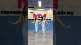 Shake Karaan | Trending Dance Video | Shorts #dance #trending #shakekaraan #shorts #ytshorts