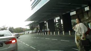 16510074 MBFC Tower 3 illegal parking 20140815