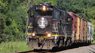 IC 3115 leads CN L504 at Janesville rd East troy wi