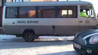 UK Epic Fail (FEMALE MINIBUS BURNOUT ON ICE)