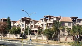 2 bedroom Townhouse For Sale in Dowerglen, Edenvale, Gauteng for ZAR 1,100,000