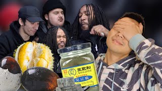 当美国朋友第一次尝试臭豆腐、榴莲和皮蛋，我快笑奔溃了！