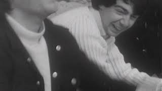 Unit 4 + 2 - (You've) Never Been In Love Like This Before