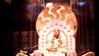 Prabhupada 0588 Каквото и да желаете, Кришна ще ви го даде