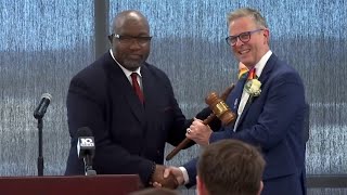 New mayor and city council members take oath of office in Roanoke