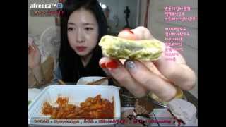 피트니스요정)마시내 김피탕 파리바게뜨 미니케익들 마카롱 먹방 eatingshow 150824