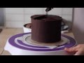 Comment assembler un layer cake et techniques de glaçage extérieur net Comment assembler un layer cake et techniques de glaçage extérieur net