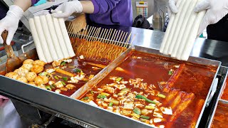 spicy giant rice cake to make family happy Tteokbokki - korean street food