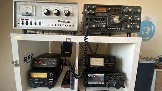 Yaesu FTdx10 VS Yaesu FT902DM Useless but fun comparison.