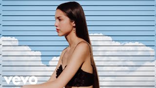 Olivia Rodrigo - favorite crime (Music Video)