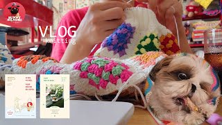 [Reading While Knitting Vlog - 56] It's so hot; when will I wear my knitted clothes?ㅣ Single living