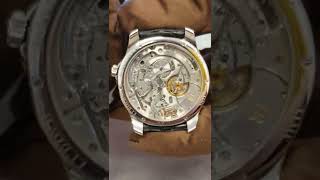 Watchesandart.com - Ludovic Ballouard Half Time watch in action