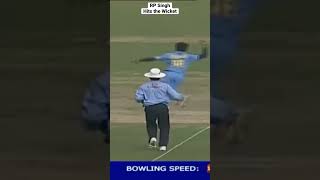 RP Singh Hits the Wicket - Pak vs Ind 3rd Odi 2006 #cricket #indvpak #rpsingh