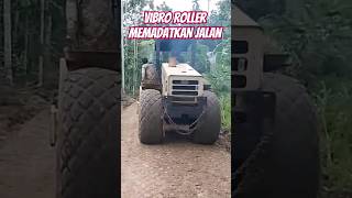 Proses Pemadatan Tanah Vibro Roller #pemadatantanah #alatberat #roller #konstruksijalan #proyekbesar