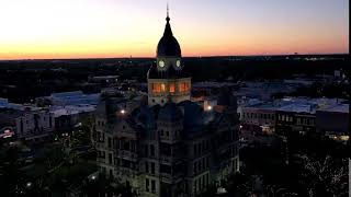 What To Do In Downtown Denton: Courthouse On The Square