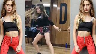 Lola Poggio bailando reggaeton en dancing queen devoto