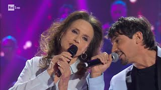 Pier Davide Carone con Gigliola Cinquetti canta \