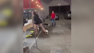 Oakland food vendor attack caught on camera