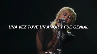 Miley Cyrus - Heart Of Glass (Live from the iHeart Festival) // Español