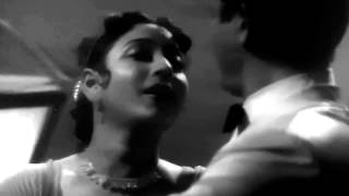 Pyaasa - Hum Aapki Aankhon Mein - Geeta Dutt & Mohd.Rafi