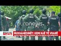 tensione në kampin e mek muxhahedinët përplasen me policinë