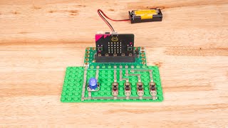 MicroBit University - CH6 - Four Buttons