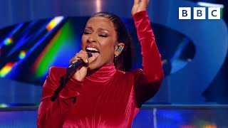 Alexandra Burke WOWED by duet partner's voice 🎤 I Can See Your Voice - BBC