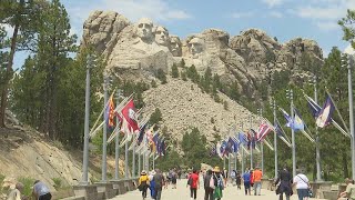 First Alert Safety Check: How to avoid travel scams