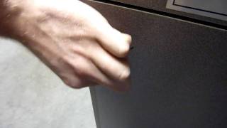 Shred-It lock picked in seconds