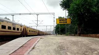 14819 Jodhpur-Sabarmati Intercity Express Skipping Basni with Offlink IZN WDP4D 40309