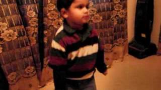 Pakistani Kid Dancing - www.tafreehmela.com