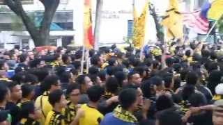 [HD] Mega Corteo 2 Ultras Malaya - Ayuh Bangkit Bersama | 2014 AFF Suzuki Cup Final