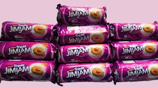 Jimjam biscuits | so many Jim jam biscuits | lots of biscuits | britannia treat JimJam biscuits