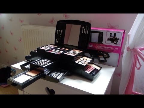 PrettyPink Deluxe Cosmetics Make Up Case from ARGOS PrettyPink Deluxe Cosmetics Make Up Case from ARGOS