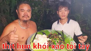 Làm Thịt Hun Khói Xào Tỏi Tây.Món Ngon Hao Cơm | Nguyễn Ngọc Biển HN.