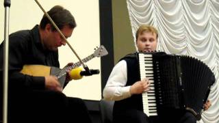 Kalinka — Russian song (accordion/bayan, balalaika)