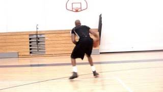 Thru Legs Hesitation Move In & Out Crossover Pt. 1 | Derrick Rose John Wall And 1 | Dre Baldwin