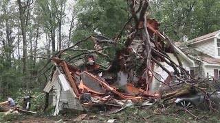 Neighbors pick up the pieces after Toombs County storm