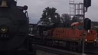 Throwback: BNSF 7527 Leads Z Train through fullerton with NS 8870 Standard Cab passing by ATSF 3751.