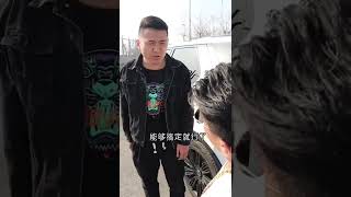 車鑰匙沒電？一招教你搞定！不要再砸玻璃了！ |佳歡說車