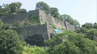 西日本豪雨で崩落した丸亀城の石垣　シートで保護　香川・丸亀市