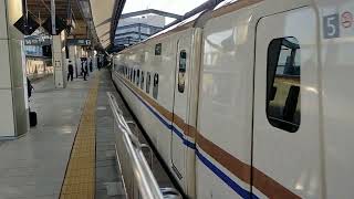 北陸新幹線Ｅ７系かがやき号　長野駅入線