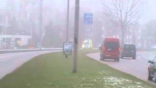 24-02-2011 Ambulance 02-128 met spoed onderweg naar het MCL