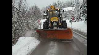 JCB Eco 4CX  Snow plowing