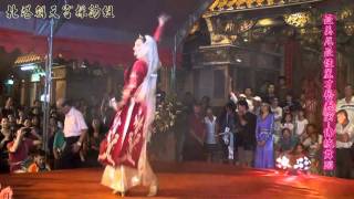 2011世界比基尼參賽佳麗-06-亞美尼亞佳麗才藝表演-傳統舞蹈