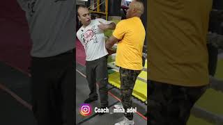 الخروج من مسكة لوي الذراع #shorts